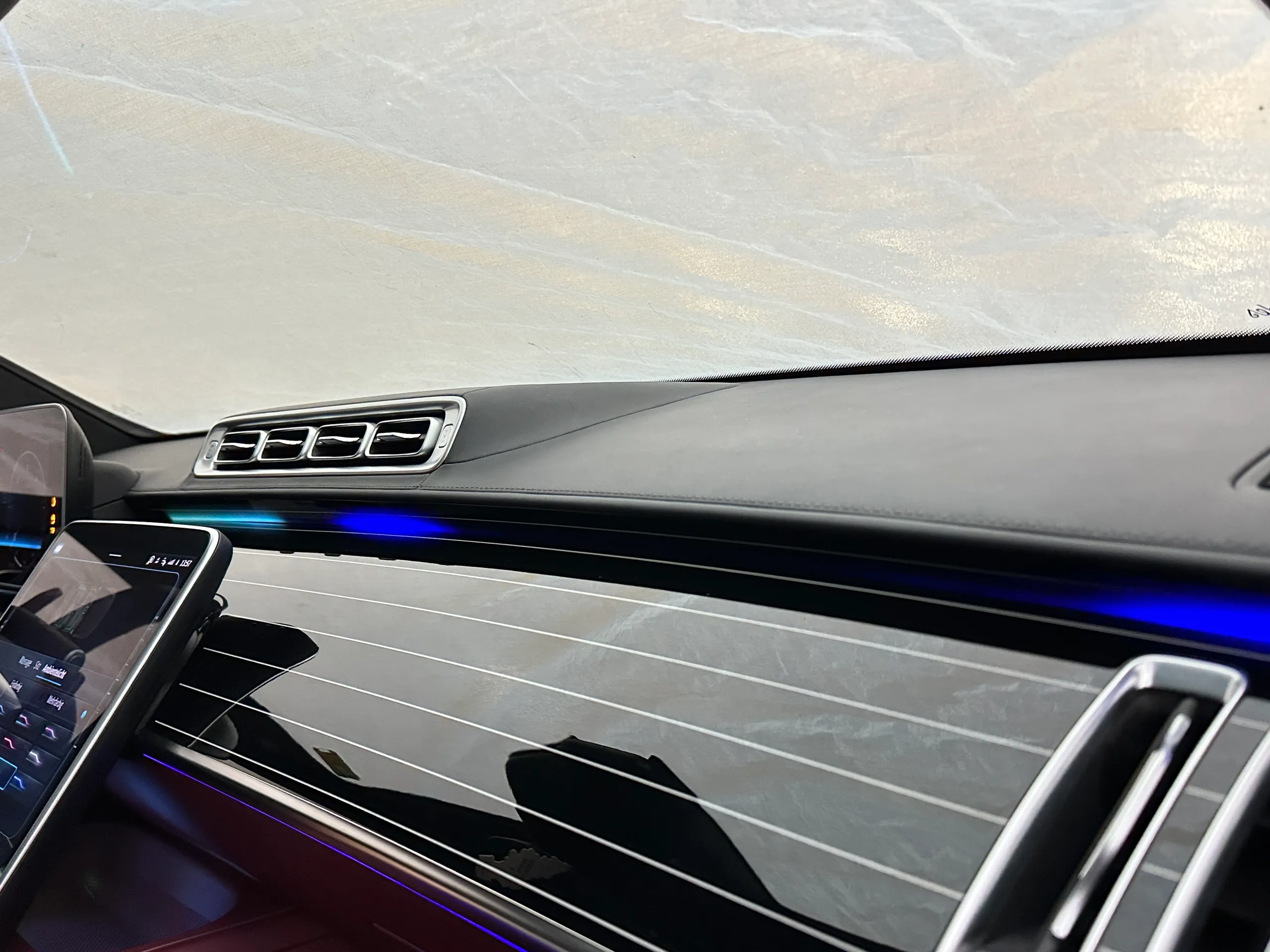 Mercedes W223 Ambiente Nachrüstung dynamische Farbanimation